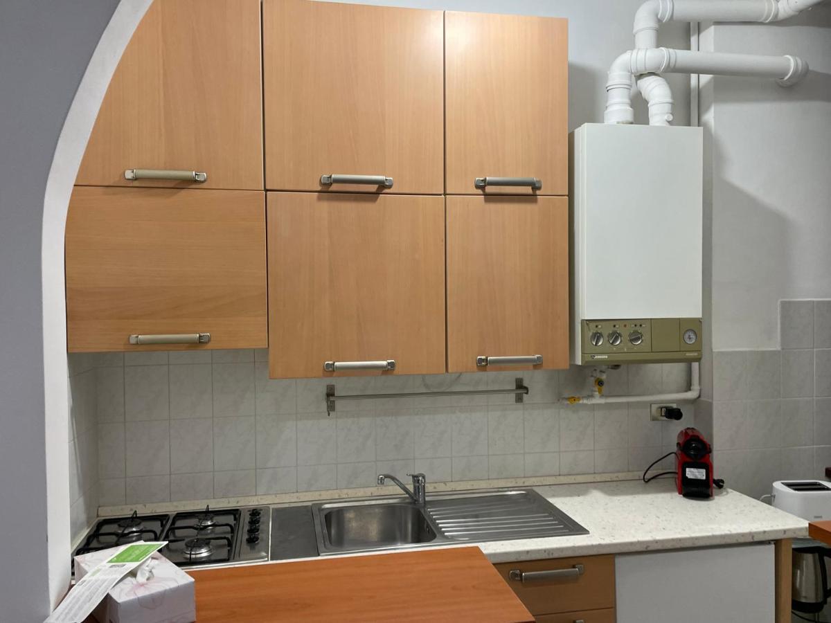 Bellisimo Apartamento A Nuovo, Garage In Propieta Apartment Арона Екстериор снимка